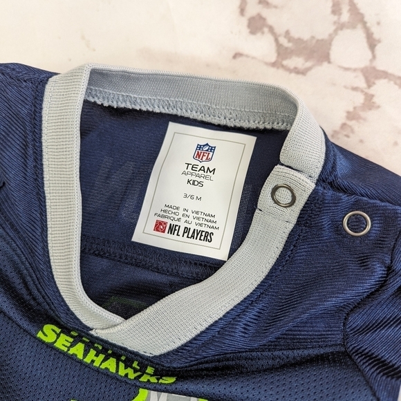 Seattle Seahawks Baby Jersey 3 6 Months NFL Team Apparel 3 Wilson Russel - Picture 3 of 9
